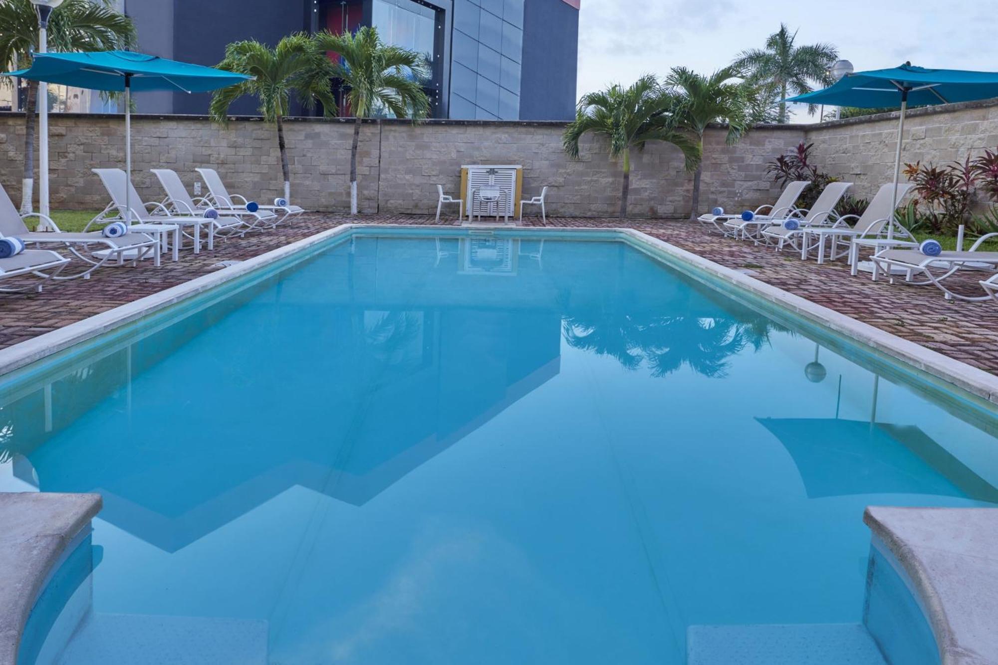 City Express By Marriott Cancún Exteriér fotografie